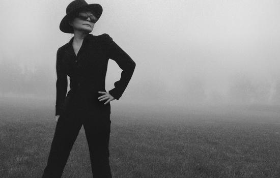 DIVA FEATURE YOKO ONO