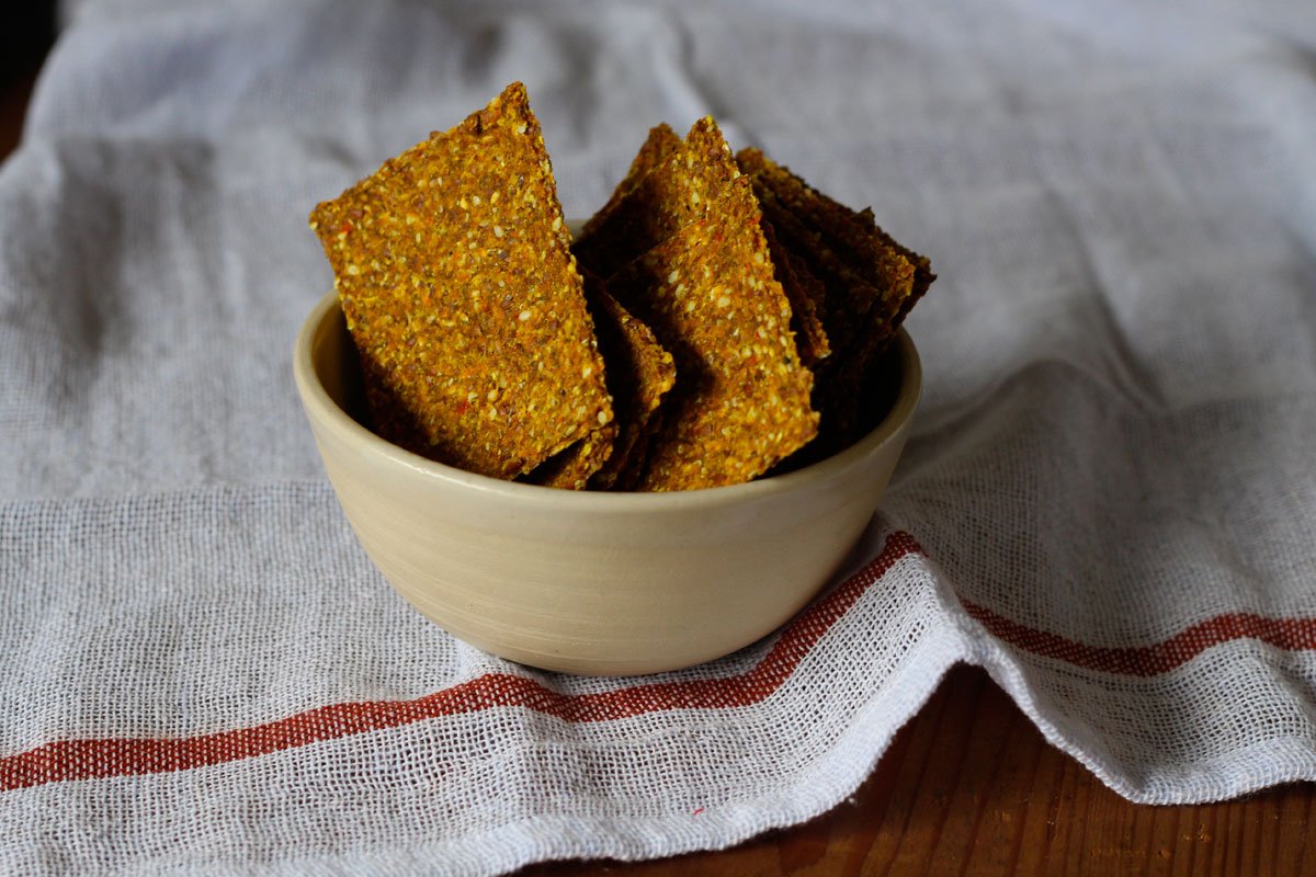 3 Best Recipes For Raw Veggie Crackers LivingFeeds