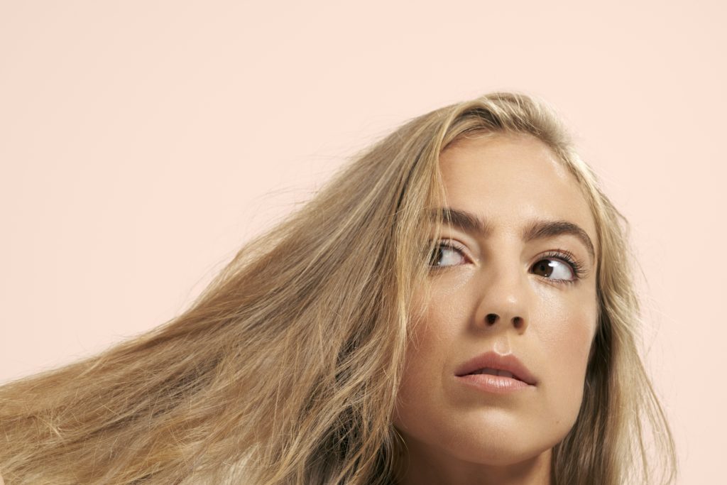 lighten hair without damage