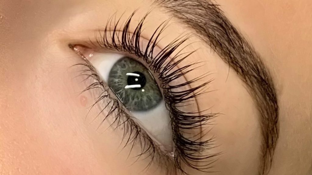 Curl and Length of Eyelash Extensions