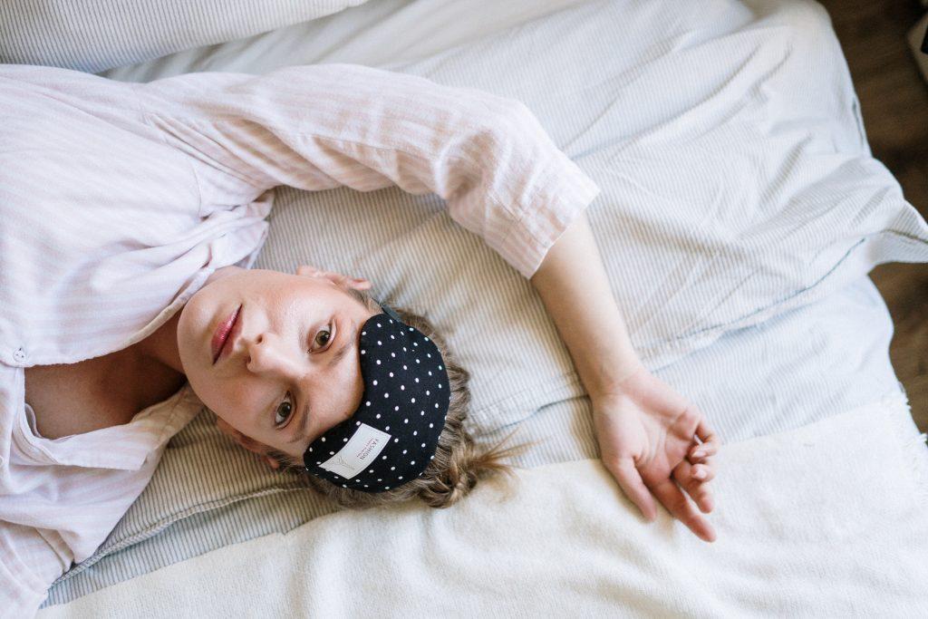 3 Main Causes of Hormone Imbalance in Women & How to Correct It With Diet and Herbs