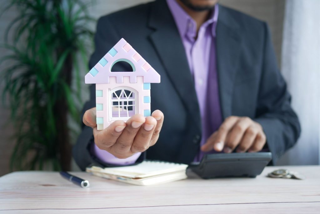 Homeowner Vs. Property Manager