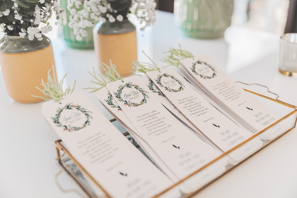 Bold and Unique Unconventional Wedding Invitations Ideas to Inspire