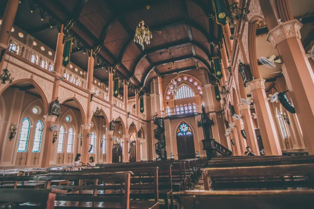 Church Chairs vs. Folding Chairs