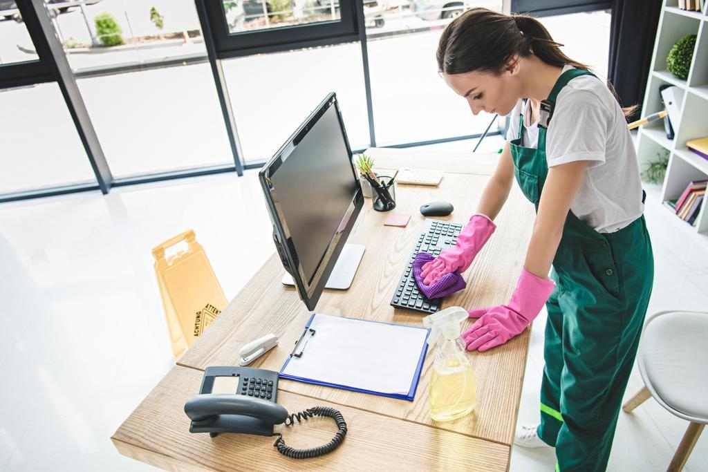How Janitorial Services Contribute to a Positive Work Environment