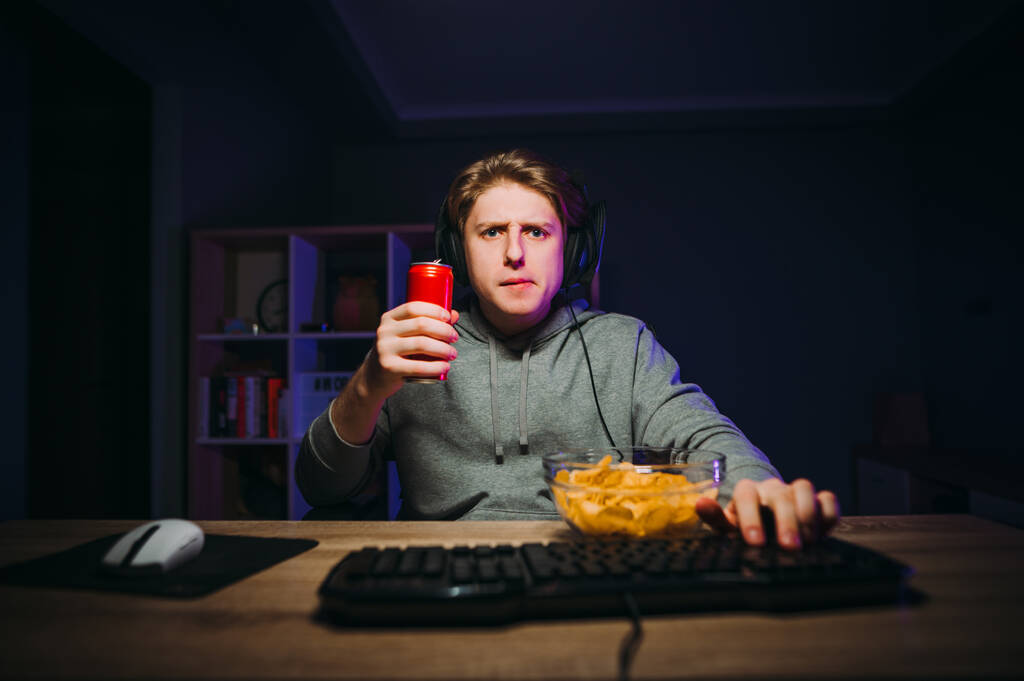 Online Games In Freetime Play