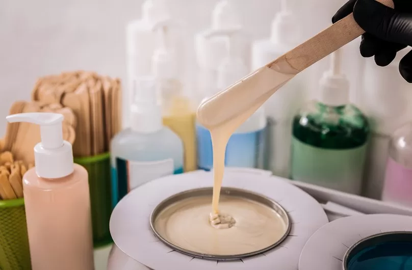 Why Liquid Water-Based Adhesives Aren’t Your Best Bet for Winter