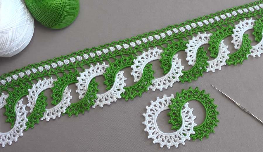 Lace crochet