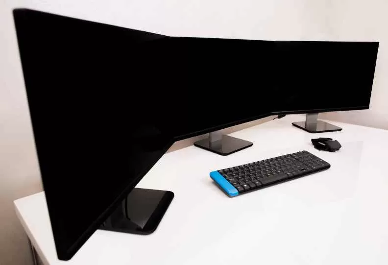 Optimizing Your Triple Monitor Setup for Comfort and Efficiency