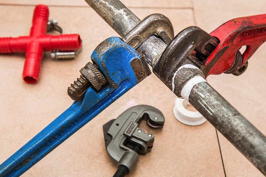 Is a Leaking Drain Pipe an Emergency