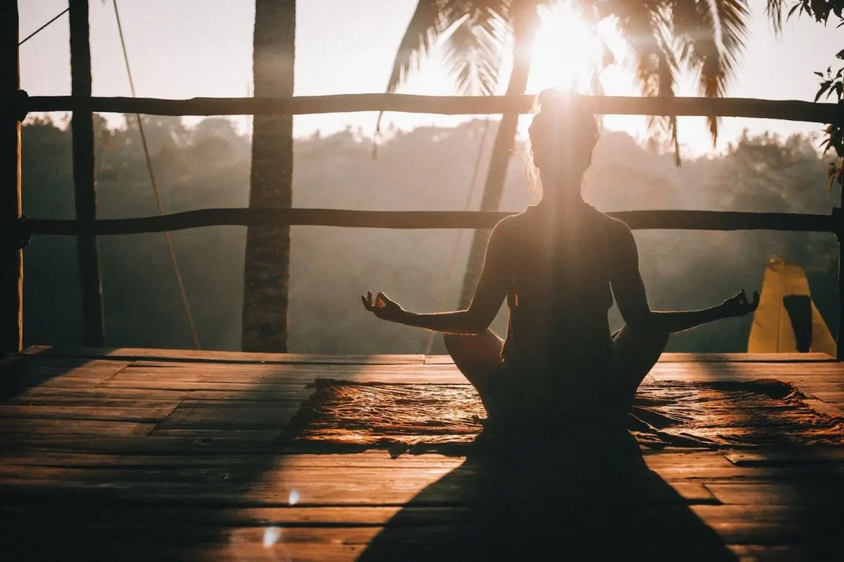 Mindful Living: The Key to a Balanced and Healthy Lifestyle